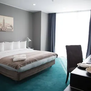 4* Hotel Maqan